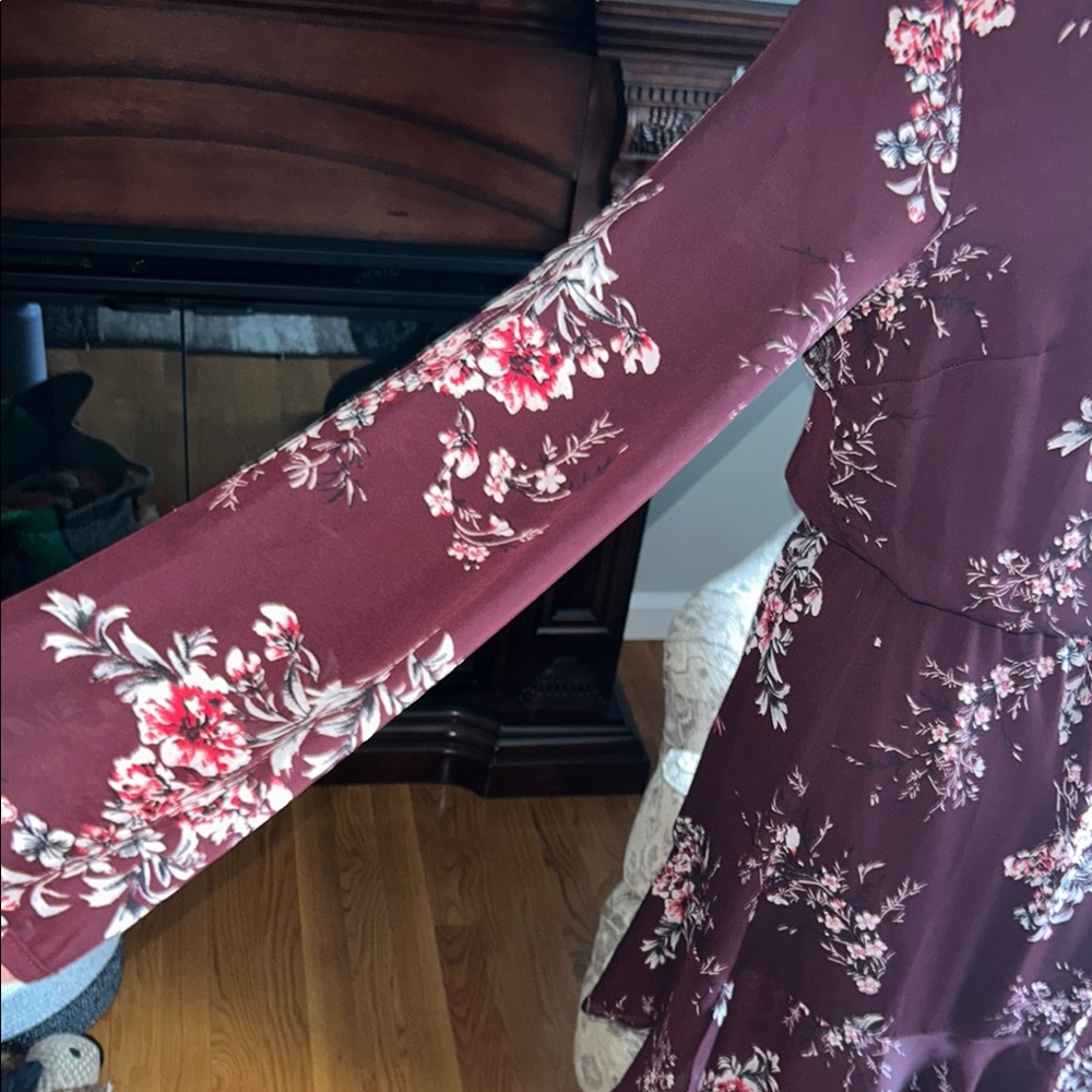 White House Black Market Plum Floral Long Sleeve Dress - Picture 5 of 6